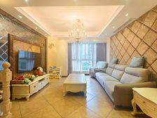 汽博中心 奥林匹克花园红城 正规三房 拎包入住