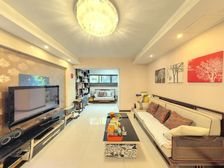 月光诚品 全朝南带平台花园的,业主诚心卖