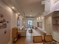 渝北区 鲁能城中央公馆三期 三房 149万