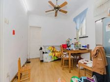 新出笋盘 电梯南北通透 房东已买急售 满五无税 小区中心位置