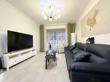 30万极简风精装,东端户好楼层!