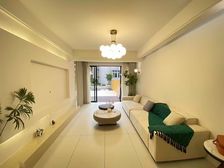 再少30颗!送露台120平!装修30颗!实际面积200平得鸟