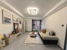 昌平龙山华府 精装25万三居 拎包入住 次新房 低层宜居