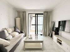 划得来!带产权车位,次新小区,电梯高区景观房,中心位置光线足