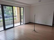 海上风华 电梯三房送车位 价格可 欢迎来电咨询