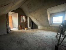 带两个车位在电梯口 有阁楼 有露台 赠送很多诚心卖置换急售