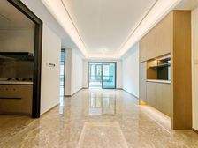 渝八 精装洋房 带大花园 带车位 出门地铁 近公园