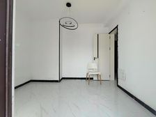 房东狂调30个,价真图实,万科总高8层洋房,看中还可大谈!