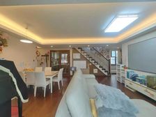 新出带上定金!华师大顶楼复式大露台!房东急