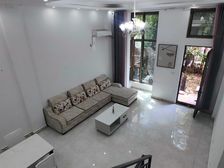 御沁园五期 人车分流北进门 平价出只此一套 出门地铁口