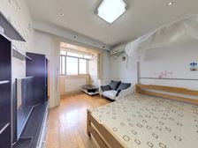 采光刺眼,视野开阔,厨卫朝外,配套齐全,诚意出售