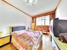 标杆小区,双南双阳台,健身楼层,采光刺眼,一梯三户