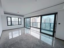 急售好房丶南坪万达商圈丶全新精装横厅大三房丶楼下即地铁丶