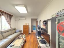 苏州河前排景观,安静不吵,电梯三房全明户型,看房方便