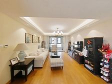 三房两卫朝南带产权车位 满五税少适合改善 近西云楼宝龙广场