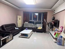 阿卡阳光苑 房东急售 一楼带院子 4房2卫 新城报名