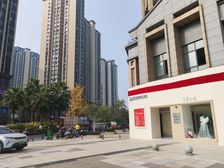 园艺山主商圈长兴星城1楼临街转角128平带租约出售256万