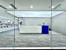 天府三街·半层精装现房丨8隔间150卡位·空调无加时丨可押一