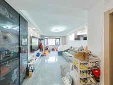 双卫大三房 飞机户型 南北通透 中间好楼层 装修好 动静分离