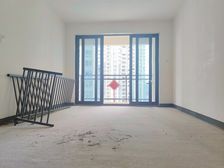 大渡口轻轨站区府公园楼上 次新三房