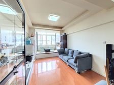 地铁复试3房2卫 有电梯 还带个车位 随时可看