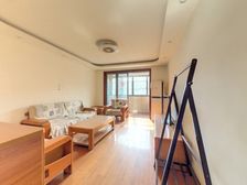 水岸秀苑 3室2厅 108.74平