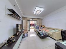 紧邻白银路地铁,周边配套设施齐全,性价比