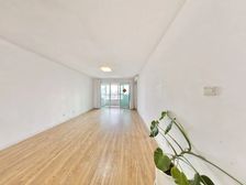 风和日丽 3室2厅 130.42平