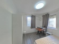 老业主置换,河景房,1梯2户,全明2房,客厅带窗,近前后滩