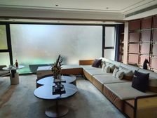 津铁镜界 143平3居 中间位置采光好 着急出售