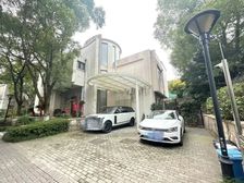 2开头入住大华西郊!精装独栋实用5百多平大露台超百平