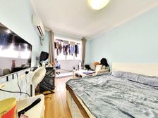 即将满五年,带装修 ,近地铁,近商..业,近公园