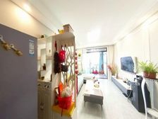 近地铁 高楼层视野好 停车方便 南北通透 小三房 交通便利