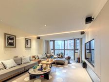 200万豪+装,业主诚意出售,户型正气,楼层视野好