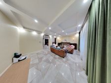 金地紫乐府 6室3厅 301.34平