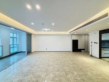 精装修横厅大四房 楼下轻轨9号线 带地暖 小区环境好