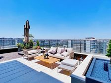 南京西路商圈 6米层高赠4个露台 通燃气全明户型 送产权车位