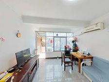 商品房 带小院 南北通透 临地铁 精装修拎包入住