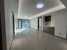 次新小区业主赔钱卖 湖光玖里 大四居 有钥匙随时看