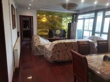 康桥地铁口 精装修电梯三房两厅两卫 超值性价比很 带强暖