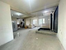 产权清晰 带电梯 近医院 临地铁 商业配套成熟 出行方便