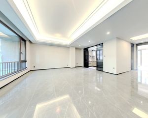 建发央玺4室2厅南