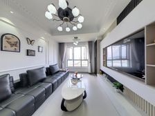 :此房满二,电梯中层,小区内部楼栋 商品房