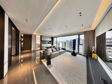 天空之镜 落地窗 三室两卫 南北通透 精装修 中间楼层私产