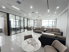 梅溪湖商圈100到500平湖景精装修直播金茂大厦亿达中建宝铂