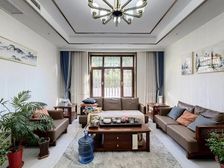 香海花园 237.24平4居 南向精装修 方便看房