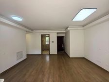 动静分离 三房两卫开发商装修 业主诚心出售 看中价格可谈