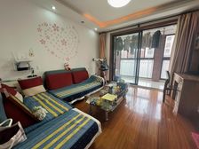 绿地南桥新苑 商品房 带电梯 满五 大两房 中间好楼层