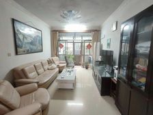 房源 车站南区 一楼带院子 三房一厅产权房可以贷款过户