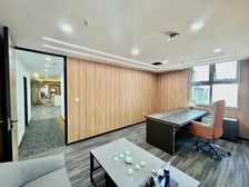 两路口 新干线大厦 高区看江 5个公室,12人工区 空调自控